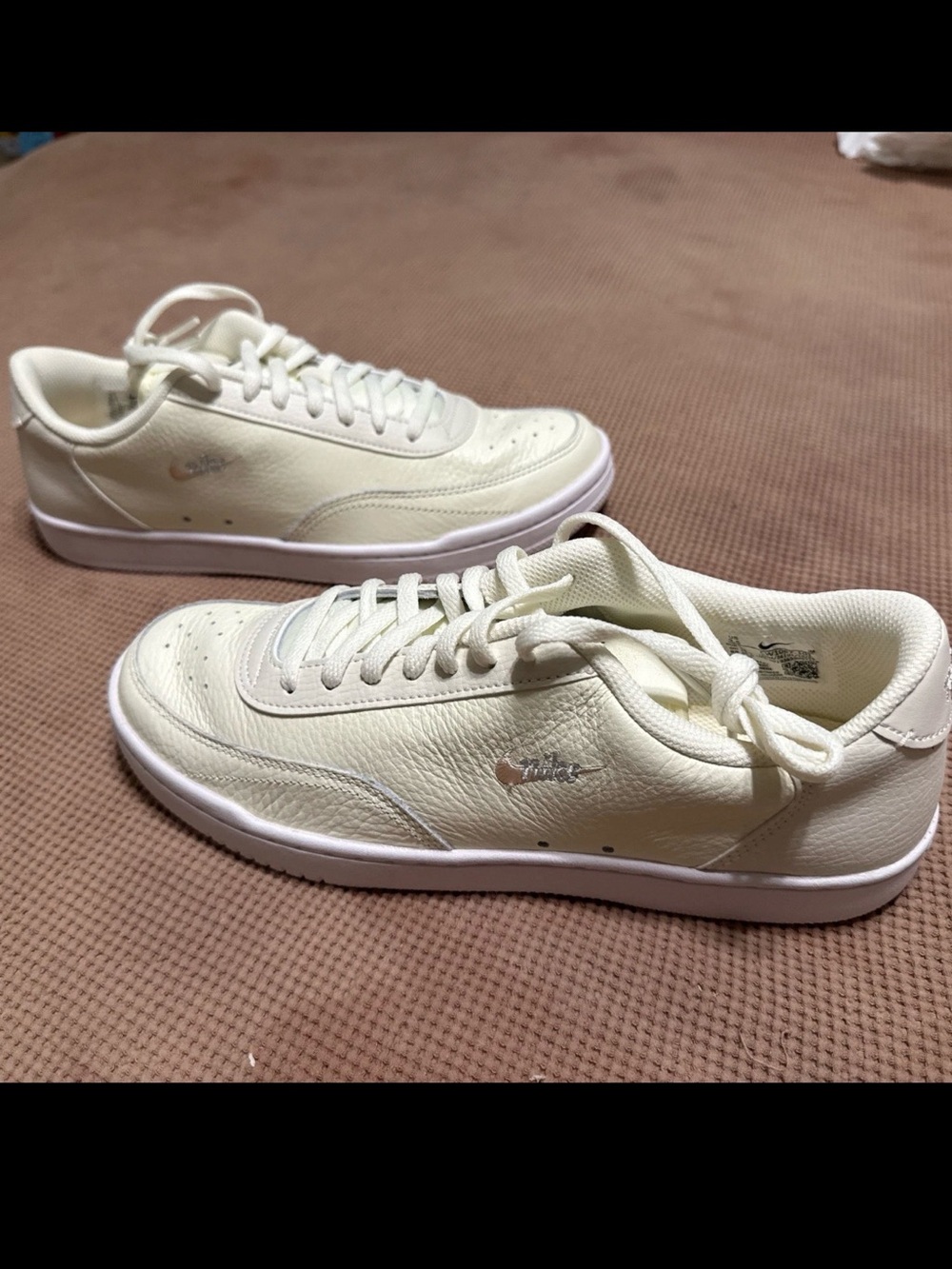 Nike Court Vintage PRM Pale Ivory Womens 9.5 Mens 8